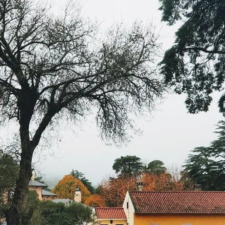 The Five House 3* Sintra