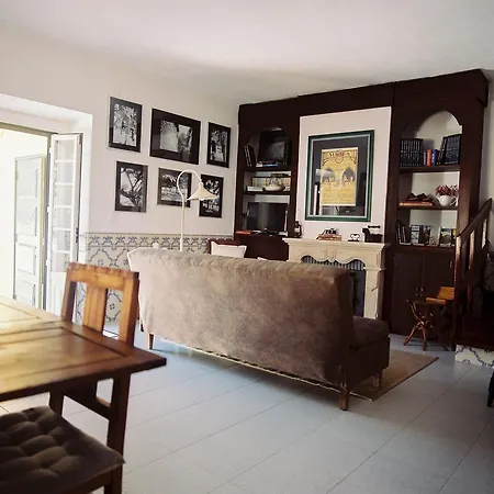 Gasthof The Five House Sintra